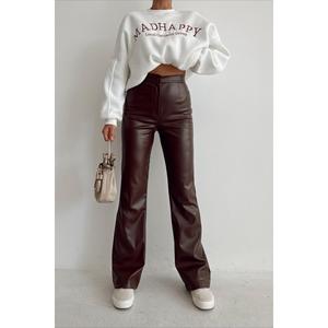 Pantaloni in pelle con gamba svasata marrone - Product Image 4