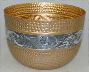 Jardinière en métal chromé doré de qualité supérieure, au design moderne, élément décoratif unique pour plantes d'intérieur/extérieur - Product Image 1