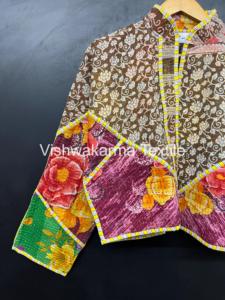 Chaqueta Corta Acolchada Reversible Estilo Kantha Vintage, Hecha a Mano, Ecológica, con Cuello Alto, para Mujer, de Algodón Puro, Tejida, con Botones al Frente - Product Image 2