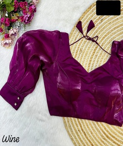 เสื้อแฟนซีสไตล์บอลลีวูดอินเดียที่พิเศษที่สุดสําหรับงานแต่งงานสวมใส่นักออกแบบสารีและเสื้อทํางานเย็บปักถักร้อยลีฮันก้าโคลี - Product Image 1