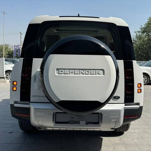 SUV de Lujo Usado 2024, Tracción en las Cuatro Ruedas, Mediano, Gasolina, Transmisión Automática, Interior de Cuero, Edición Premium, Volante a la Izquierda, R17, 4 Plazas, Panorámico - Product Image 4