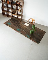 Table à manger en bois vert mat époxy noyer sud-américain bord droit plateau de table en bois arbre singe cosse 2750*1170*50mm
