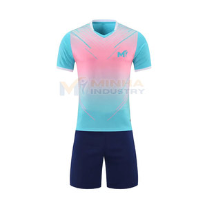 ชุดฝึกและจับคู่ฟุตบอลสำหรับผู้ชายชุดเสื้อฟุตบอลวัสดุยืดได้และระบายอากาศได้ดีชุดเสื้อเจอร์ซีย์ฟุตบอลทันสมัยออกแบบมาสำหรับทีม - Product Image 1
