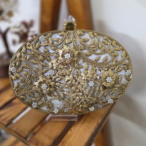 Sac à main de soirée pour mariage en satin durable, grande fermeture ouverte, exportateurs et fabricants indiens en gros - Product Image 1