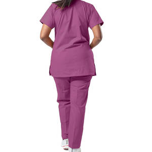 Le personnel de pharmacie Scrubs Tops Ensembles d'uniformes Fabriqués au Pakistan Uniforme de gommage d'hôpital Offre Spéciale à un prix raisonnable - Product Image 4