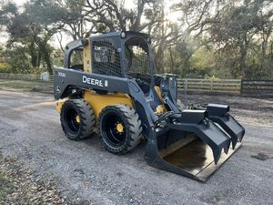 Chargeuse compacte JOHN DEAR 332E, 2 vitesses, hydraulique auxiliaire, 100 CV, 220 V, haute efficacité, avec moteur Changchai, boîte de vitesses, pompe, moteur, engrenage - Product Image 6