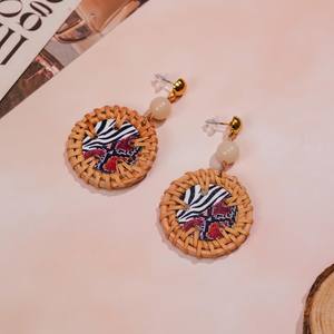 ตุ้มหูหวาย Boho แบบทอพร้อมเครื่องประดับทำด้วยมือเป็นมิตรต่อสิ่งแวดล้อม - Product Image 3