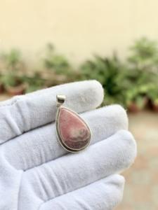 Pendentif artisanal bohème en argent sterling 925 avec cabochon de rhodochrosite naturelle de forme fantaisie, grand format, pour anniversaire - Product Image 2