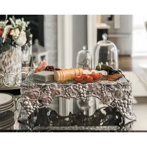 Présentoir à gâteau en acier inoxydable de grande taille Qualité de luxe Meilleure vente Argenterie martelée Style moderne Bon prix - Product Image 3