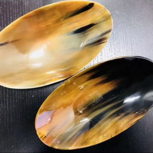 ABETO ARTESANAL CUENCO DE CUERNO HECHO A MANO Tazón para servir ENSALADA Fabricante al por mayor Nuevo diseño Acabado a mano Cuencos de ensalada de cuerno de búfalo - Product Image 1
