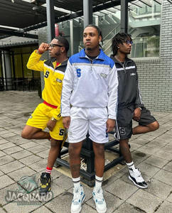 Ensemble pantalon court coupe-vent personnalisé de haute qualité survêtements réfléchissants ensemble short et veste à fermeture éclair unisexe pour hommes - Product Image 3