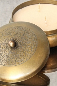 Luxury Royal Style Metal Wax Filled Jar Candle With Lid in Wholesale Price From Indian Exporter - Product Image 3