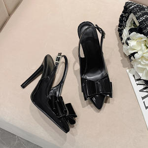 Nouvelles chaussures Mary Jane de style français printemps-été, ballerines rétro britanniques à semelle épaisse en cuir, chaussures à talons hauts élégantes et cool - Product Image 2