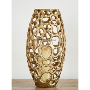 Dernier modèle arrivée Designer unique le plus fantaisiste Fourniture de bougeoirs en aluminium coulé de haute qualité plaqué or - Product Image 1