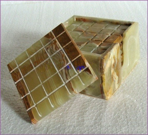 Light <b>Green</b> Onyx <b>Coaster</b> Set Natural Stone Drink <b>Coasters</b> Handmade Luxury Table Decor for Home Hotel Restaurant - Product Image 2