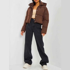 Alta calidad de las mujeres de poliéster burbuja Casual prendas de vestir Chaquetas cortas recortadas Puffer para el invierno al por mayor patrón de letras - Product Image 1
