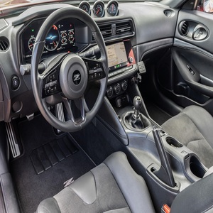 Nissan Z Performance 2023, boîte manuelle 8 vitesses, bi-turbo, 10 cylindres, coupé, conduite à gauche, faible kilométrage, prix abordable, en stock - Product Image 5