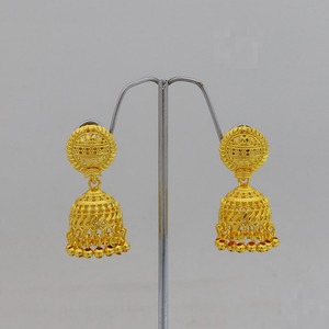 Pendientes de estilo Jhumka chapados en oro de diseño tradicional, pendientes Jumkha de un paso de la mejor calidad para pendientes especiales africanos de Dubái - Product Image 6