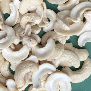 Venta caliente Anacardos crudos Anacardos Mantequilla de Vietnam Anacardos Precio de fábrica - Product Image 1