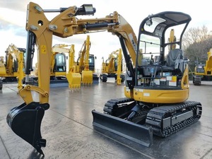 Miniexcavadora Usada Cat 302 CR con Cucharón de Excavación de 0.12m³ de Capacidad, 1.2 Toneladas de Peso Operativo, Hidráulica sobre Orugas, en Venta - Product Image 3