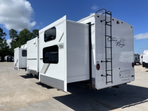 Remolque Compacto Moderno Tipo Lágrima para RV, Caravana Europea de Lujo de Aluminio para Viajes, RV Todoterreno para Campamentos al Aire Libre - Product Image 3