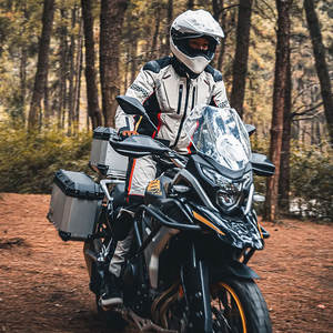 Nouvelle Collection : Tenue Moto Classique Slim Fit Respirante Imperméable et Coupe-Vent en Cuir pour Homme – Vente en Gros - Product Image 4