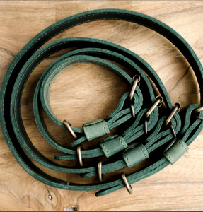 Gravure de mariage collier plat monogramme cadeau collier vert collier de chien en cuir pour lévrier et Whippet - Product Image 1