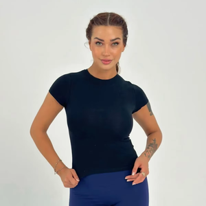 เสื้อยืดครอปสีกรมท่าเข้มทรงสลิมฟิตผ้าฝ้ายตุรกีพิมพ์โลโก้ส่วนตัวเหมาะสำหรับใช้ในชีวิตประจำวันและยิมขายส่ง - Product Image 1