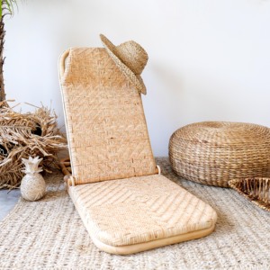Chaise de plage haut de gamme en rotin, fabriquée par un fournisseur de chaises écologiques, accessoire de siège d'extérieur. - Product Image 1