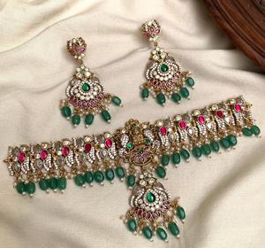 Acabado antiguo tradicional de la mejor calidad con diseño de aspecto de piedras, conjunto de collar chapado en oro con pendientes para boda para mujer - Product Image 6