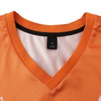 Maillot de football américain rétro en maille sublimée 100 % polyester au design unique, personnalisable avec le nom et le numéro du joueur de l'équipe nationale