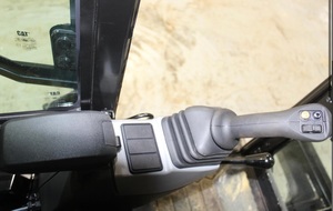 Prix équitable et compétitif Mini pelle CAT 303.5CR avec négociation sans tracas à son meilleur et 2 ans de garantie après vente - Product Image 5