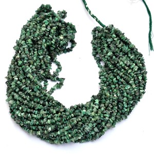 Perles de pierres précieuses d'émeraude verte de 4 mm à 5 mm, pépites lisses, émeraude naturelle non taillée, copeaux précieux, perles en vrac pour la fabrication de bijoux - Product Image 3