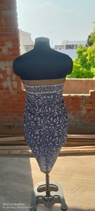 Vente en gros de sarongs en coton imprimé Dabu faits à la main en bloc de sarongs en coton imprimé paréos écharpes sarongs à bas prix - Product Image 2