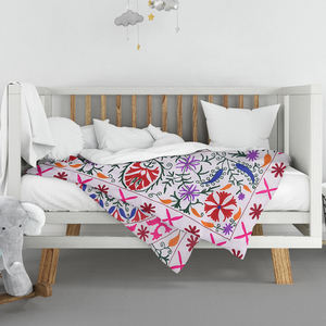 Meilleures ventes : Nappe en coton 100% véritable, faite à la main, imprimée au bloc, motif tulipe - Lavable et absorbante, emballage personnalisé - Product Image 1