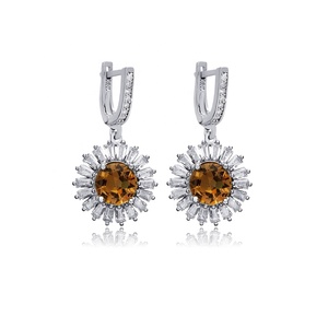 Elegante forma redonda CZ Sultanite pendientes colgantes Latón chapado en rodio venta al por mayor joyería de moda 925 plata esterlina al por mayor - Product Image 1
