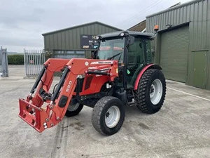 Tracteur d'occasion Massey Ferguson 3600 M le plus vendu – Machine agricole 4x4 durable pour la ferme - Product Image 5