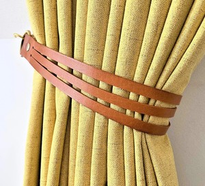 Cravate minimaliste pour rideaux en cuir Idées cadeaux de pendaison de crémaillère - Product Image 1