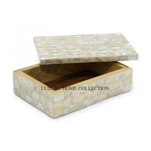 Caja de dulces con base acrílica metálica de diseño premium hecha a mano para un elegante almacenamiento festivo de dulces, regalos de boda de lujo de alta calidad - Product Image 5