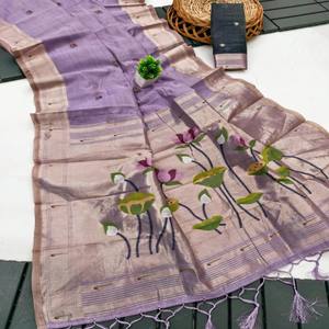 Sari de Algodón Muga Puro VASTRA COTTAGE con Diseño Meenakari en Toda la Superficie, Pallu Meenakari Rico, Borde Tradicional Zari y Borlas - Product Image 1