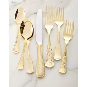 Juego de Cubiertos de Metal Dorado de Diseño de Lujo con Diseño y Material Premium Adicionales para Servicios de Cena en Restaurantes - Product Image 1