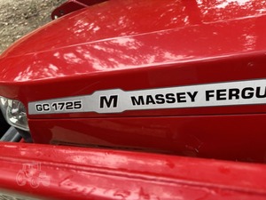 รถแทรกเตอร์ตีนตะขาบ Massey Ferguson GC1705 ประสิทธิภาพสูง พร้อมเครื่องยนต์หลักที่แข็งแกร่ง ระบบเกียร์ขับเคลื่อน  รวมถึงชุดเกียร์ตัวโหลดด้านหน้า - Product Image 6
