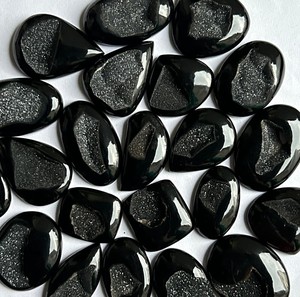 Onyx noir Druzy pierre précieuse en cristal naturel en vrac conception à forte demande pour la guérison bijoux et décoration de la maison - Product Image 3