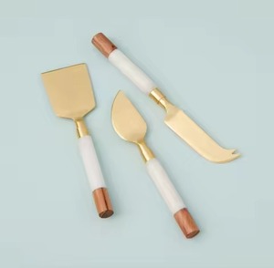 Derniers couteaux à fromage Lot de 3 épandeurs au design unique en acier inoxydable Outils de cuisine pour la maison en métal - Product Image 6