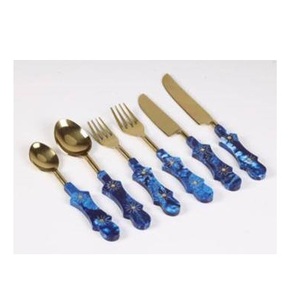 Juego de Cubiertos de Diseño de Lujo con Mango de Resina para el Hogar, Juego de Vajilla para Hotel, Diseño Personalizado, Hecho a Mano - Product Image 3