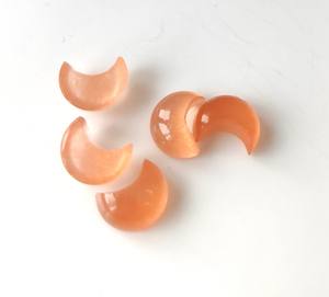 หินควอตซ์ธรรมชาติรูปพระจันทร์เสี้ยว8มม.-30มม. พลอยทรงครึ่งวงกลมแบบแบนราบแบบหลวมในราคาขายส่งสำหรับการทำเครื่องประดับ - Product Image 5