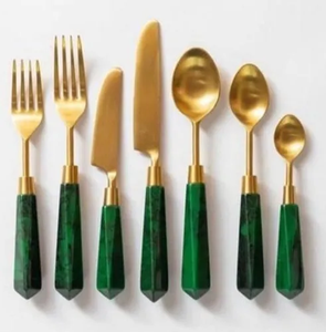 Cuillère de table élégante en laiton/acier inoxydable avec poignée en acrylique pour les occasions de fête - Product Image 6