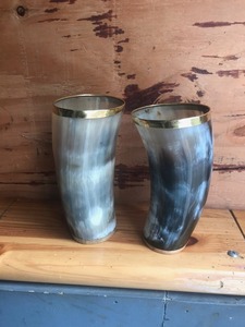 Verre à boire en corne viking artisanal de qualité supérieure, écologique, avec détails en cuir et métal de luxe, style animal poli pour la maison - Product Image 6