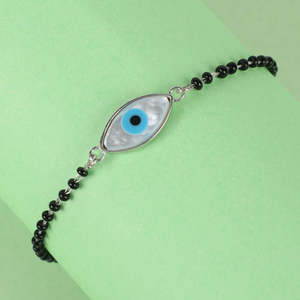 กำไลข้อมือเงินแท้ 925 รุ่น CLARA ประดับมาร์คีส์ พร้อมจี้รูปตาปีศาจ - Product Image 2