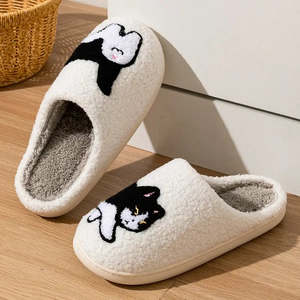 รองเท้าแตะลายสัตว์น่ารักสไตล์เปอตีชาตสำหรับเด็กเล็ก - Product Image 4